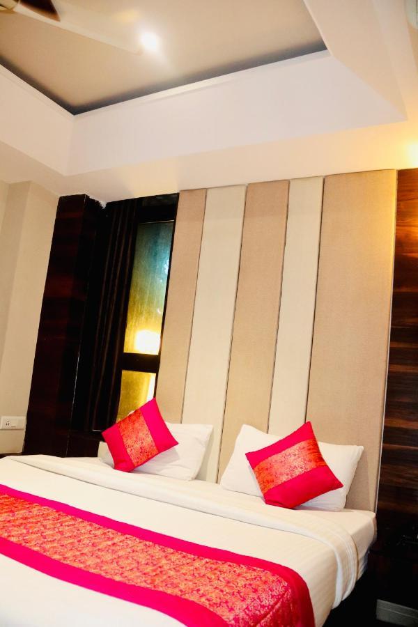 Hotel Magic Tree Karol Bagh Metro Station New Delhi Buitenkant foto