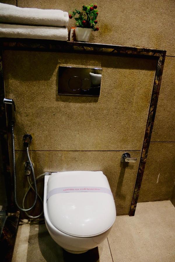 Hotel Magic Tree Karol Bagh Metro Station New Delhi Buitenkant foto