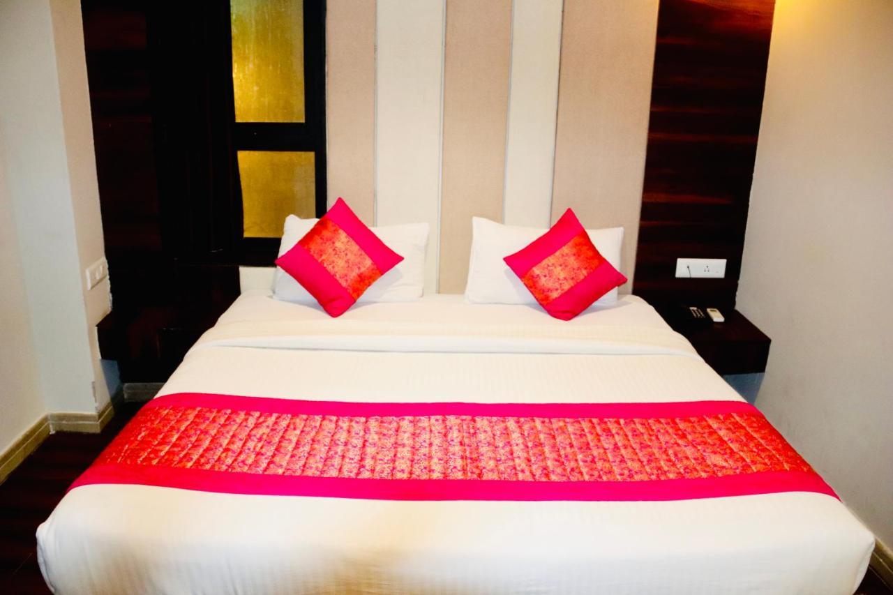 Hotel Magic Tree Karol Bagh Metro Station New Delhi Buitenkant foto